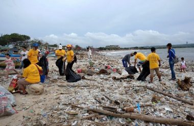 Indonesian Government Announces Steps to Tackle Plastic Pollution