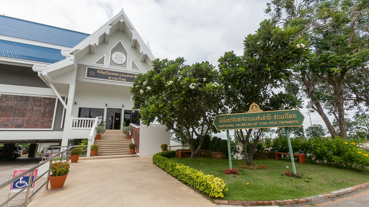 Local Thai Community-based Tourism attractions near Bangkok