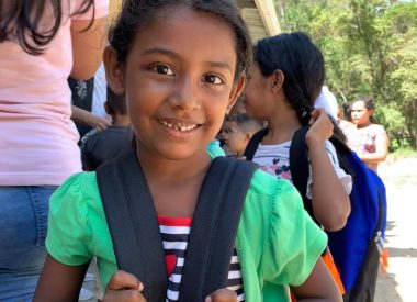 Skål Thailand Donates School Bags to School in Honduras - TRAVELINDEX