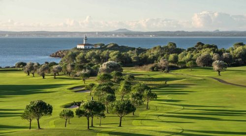 Two Great Players to Play Next Round Together - TRAVELINDEX