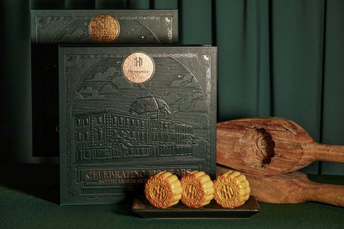 Metropole Hanoi Introduces Special Mooncake Flavors Ahead of Mid-Autumn Festival - TRAVELINDEX