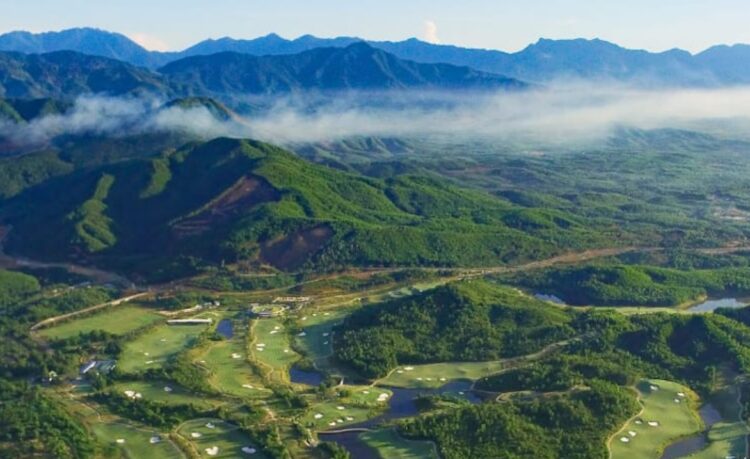 Ba Na Hills Golf Club Notches Luxury Awards Double - TOP25GOLFCOURSES.com
